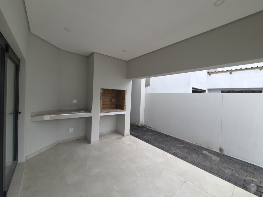 4 Bedroom Property for Sale in Sandown Western Cape